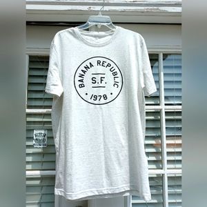 NWT Banana Republic T-Shirt